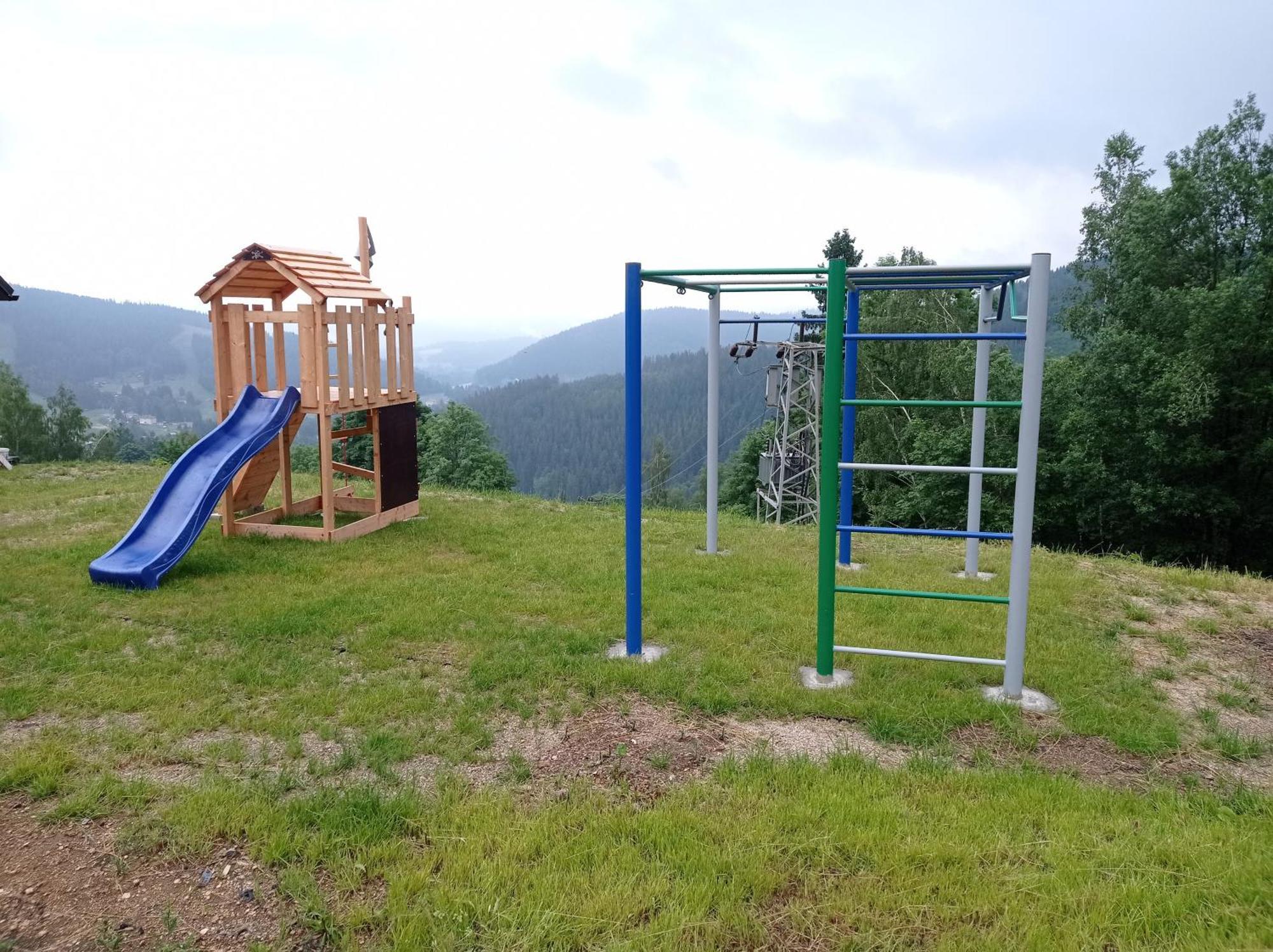 Apartmany Kynast Албрехтице в Йзерски хорах Екстериор снимка